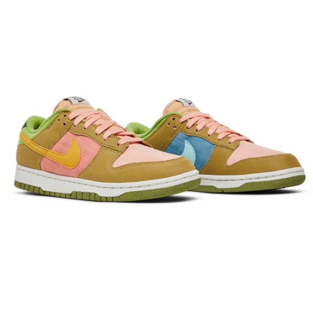 2022 Nike Dunk Low ‘Sun Club- Arctic Orange Sanded Gold’ (Never Worn)